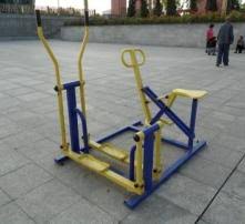 2026世界杯官方网站 在气温30度的室内健身